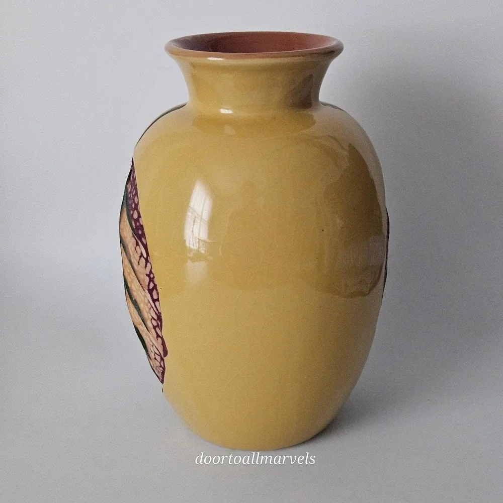 Mid Century American Art Pottery Vase Sgraffito Leaf Relief 7